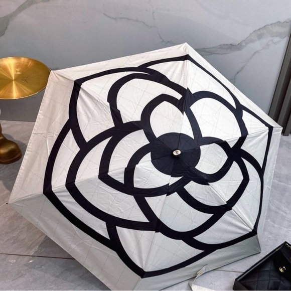 Chanel GWP Camellia Umbrella - Picture 1 of 6